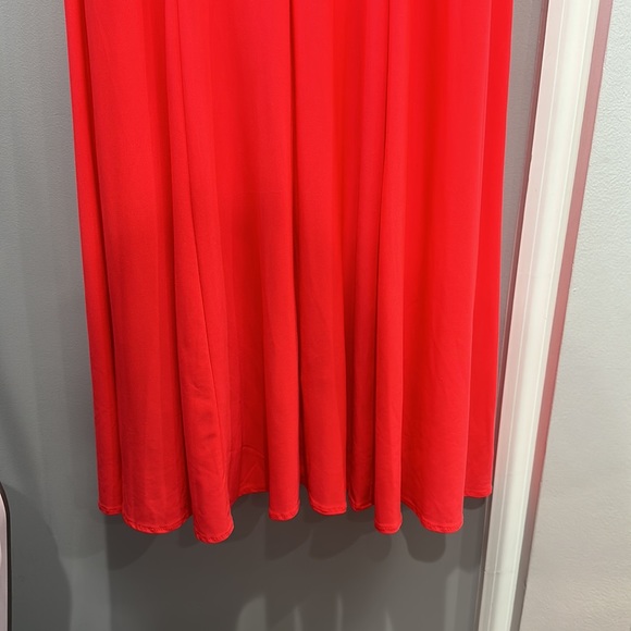 NEW-Joanna Chen New York, gorgeous evening gown. Woman size 2, hot pinkish color - Picture 10 of 16